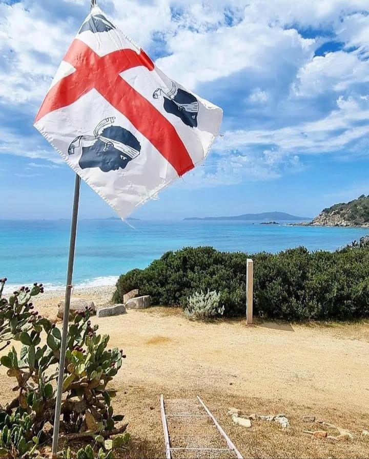 Casa Vacanze “Dolce Sosta” Quartu SantʼElena Kültér fotó